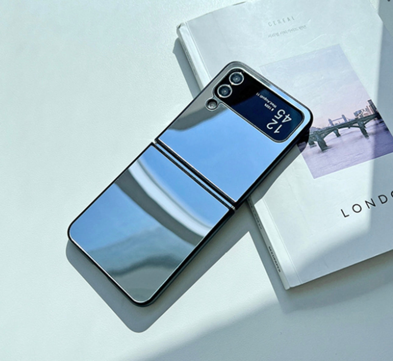 Full Mirror Z FLIP Phone Case – wearechouchou